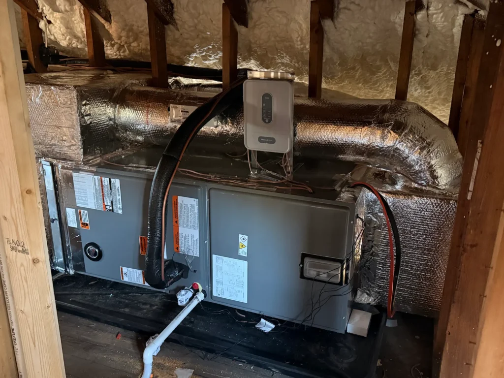 Horizontal HVAC air handler and insulated duct installation in Nicholasville, KY.